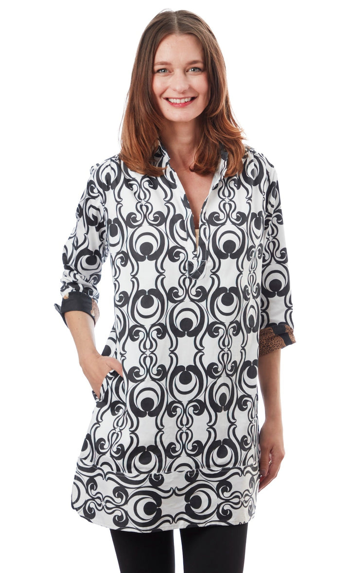 Vail Tunic Black White Geometric