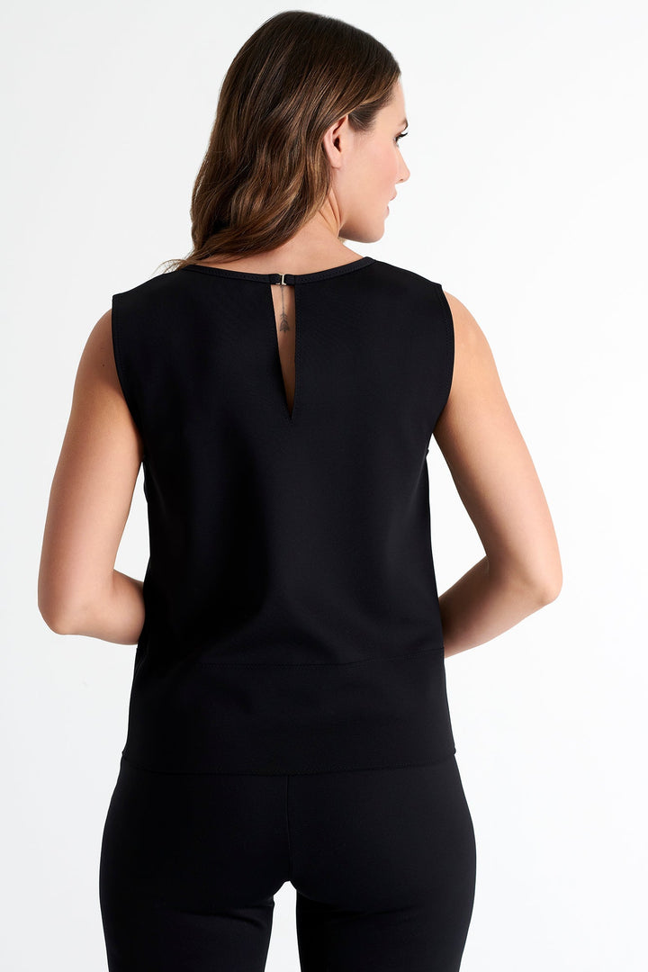 Sleeveless Round Neck Top 2 / 800 Caviar / 75% Polyamide, 25% Elastane