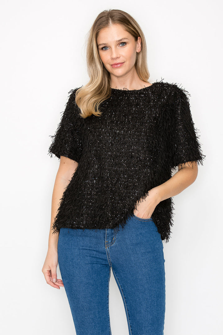 Winnae Sparkling Feathered Eyelash Top