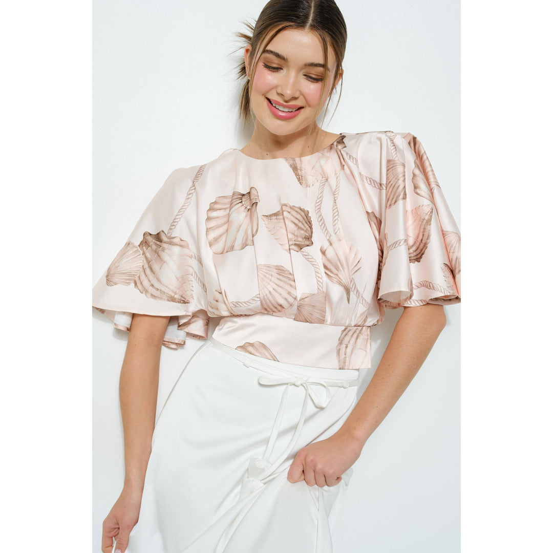 Satin Shell Print Top with Flutter Kimono Sleeves: LIGHT MINT / S