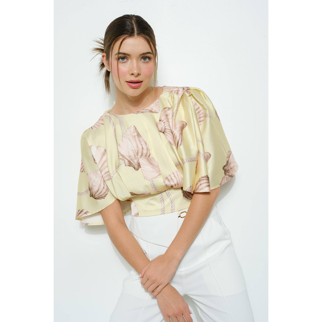 Satin Shell Print Top with Flutter Kimono Sleeves: LIGHT MINT / L