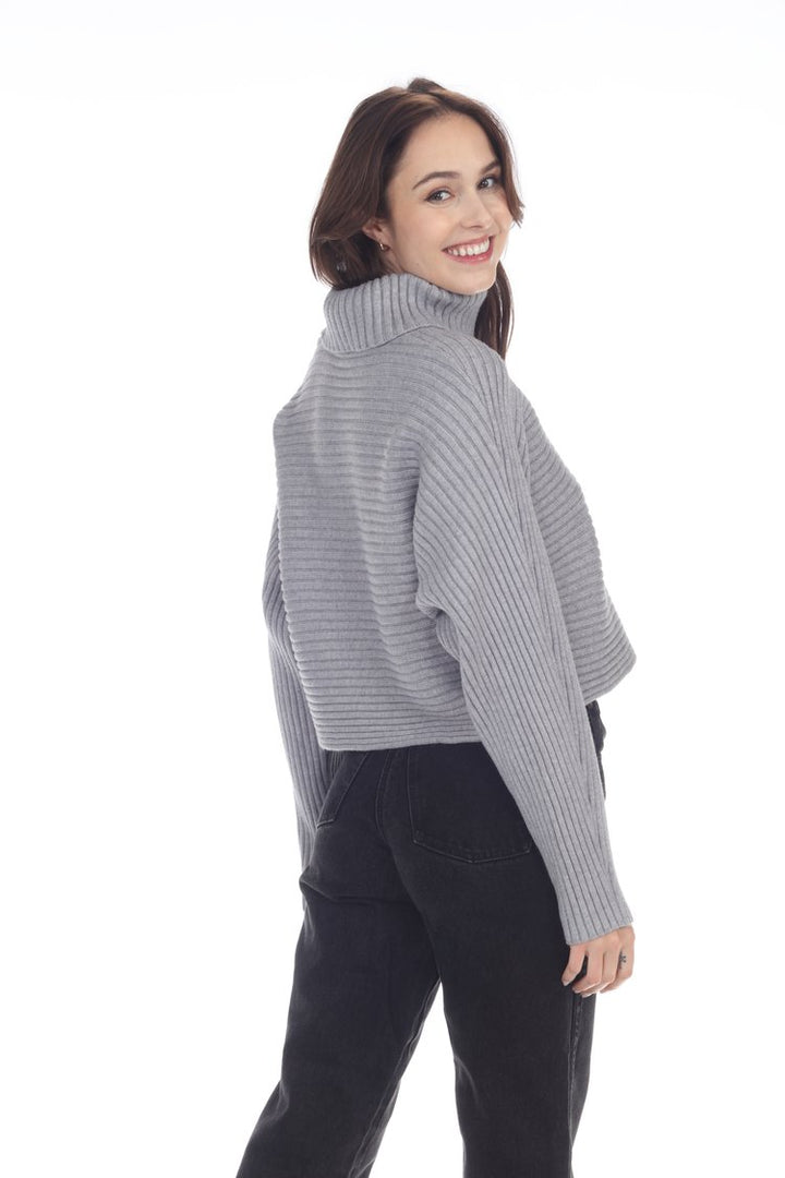 HAZEL TURTLENECK KNIT SWEATER