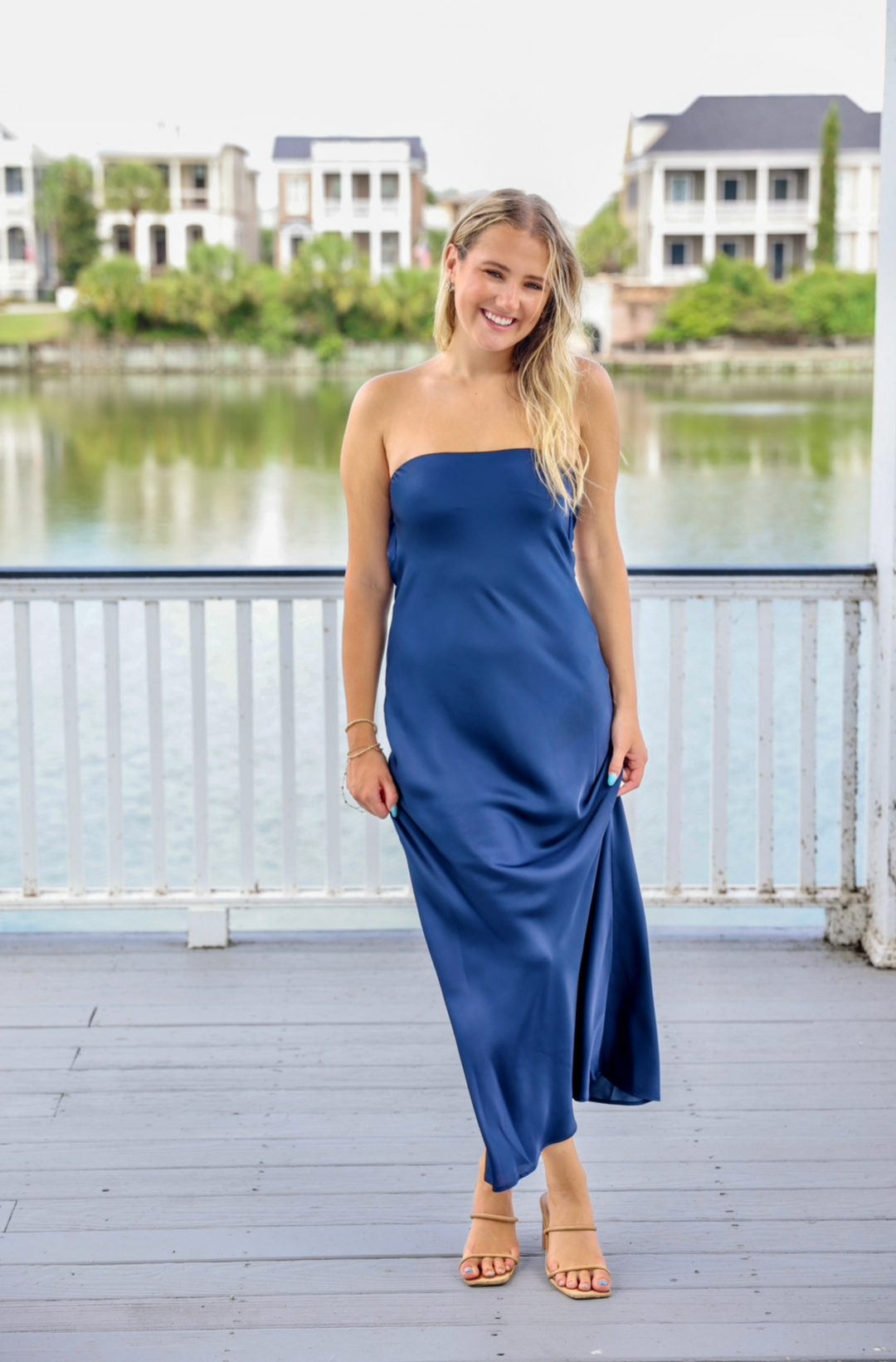 STRAPLESS CUTOUT BACK MAXI DRESS