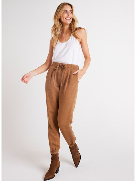 LUNA FRONT PLEAT JOGGER