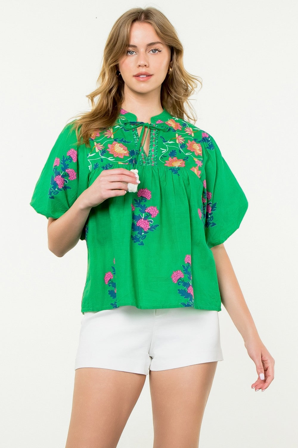 PUFF SLEEVE TASSLE TOP