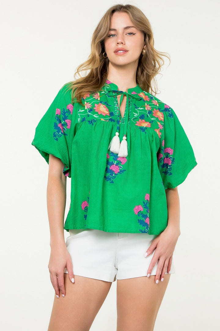 PUFF SLEEVE TASSLE TOP