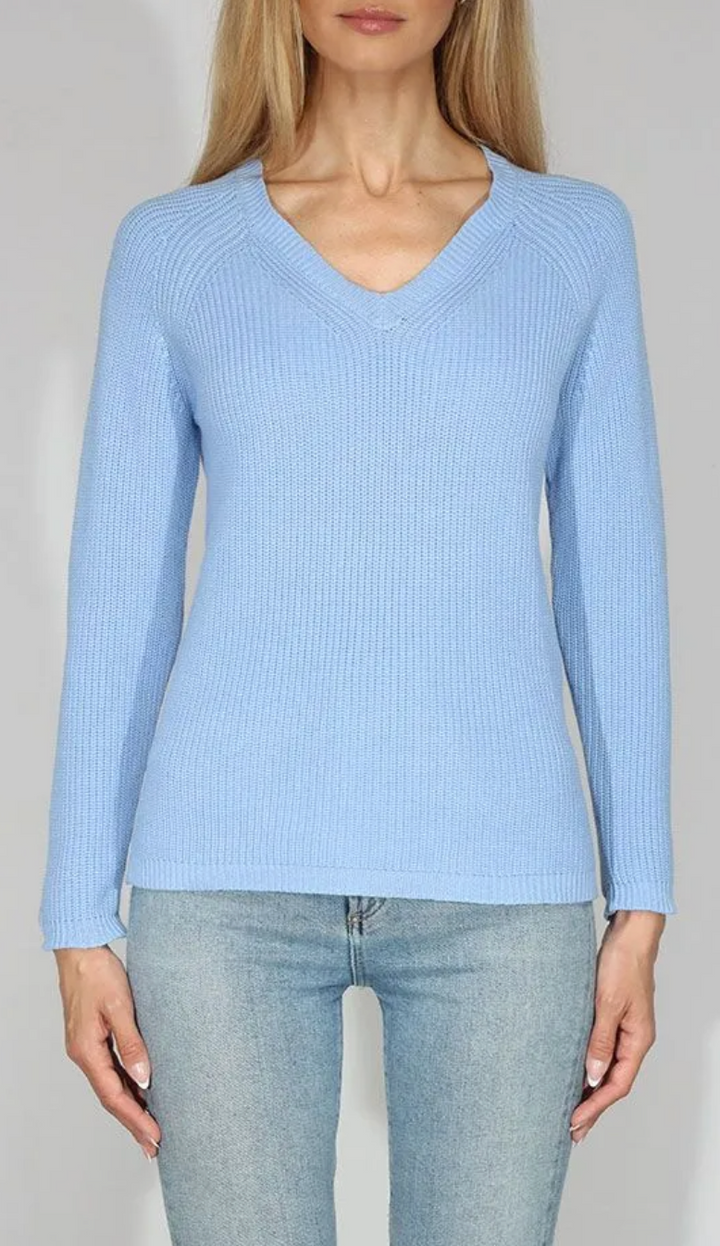 V-NECK SHAKER SWEATER