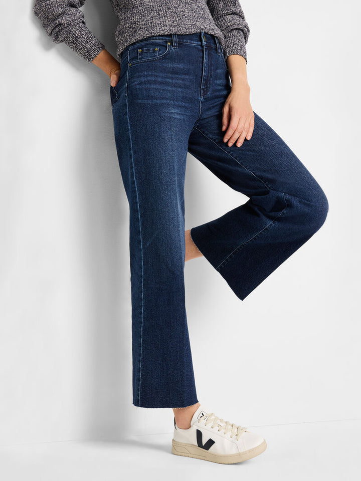 28" WEEKEND WIDE LEG JEANS