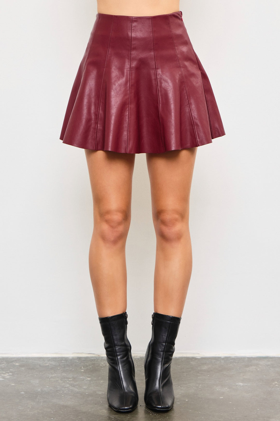 PLEATED PLEATHER SKIRT