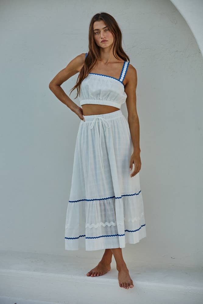 L8117 | Woven Cotton Flare Midi Skirt: Off White / M