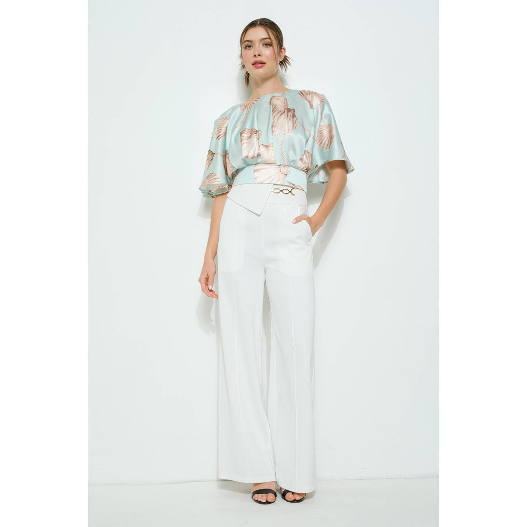 Satin Shell Print Top with Flutter Kimono Sleeves: LIGHT MINT / L