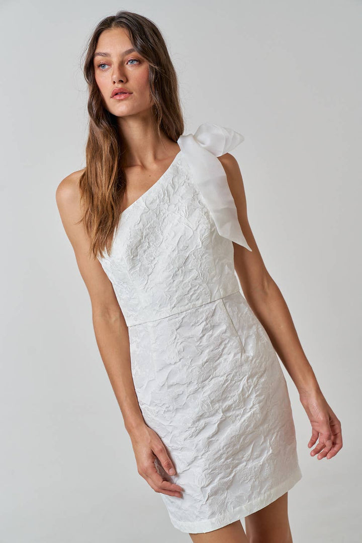 ILD3418 JACQUARD ONE SHOULDER ORGANZA STRAP MINI DRESS: OFF WHITE / M