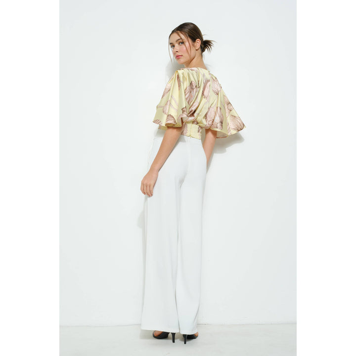 Satin Shell Print Top with Flutter Kimono Sleeves: LIGHT MINT / L