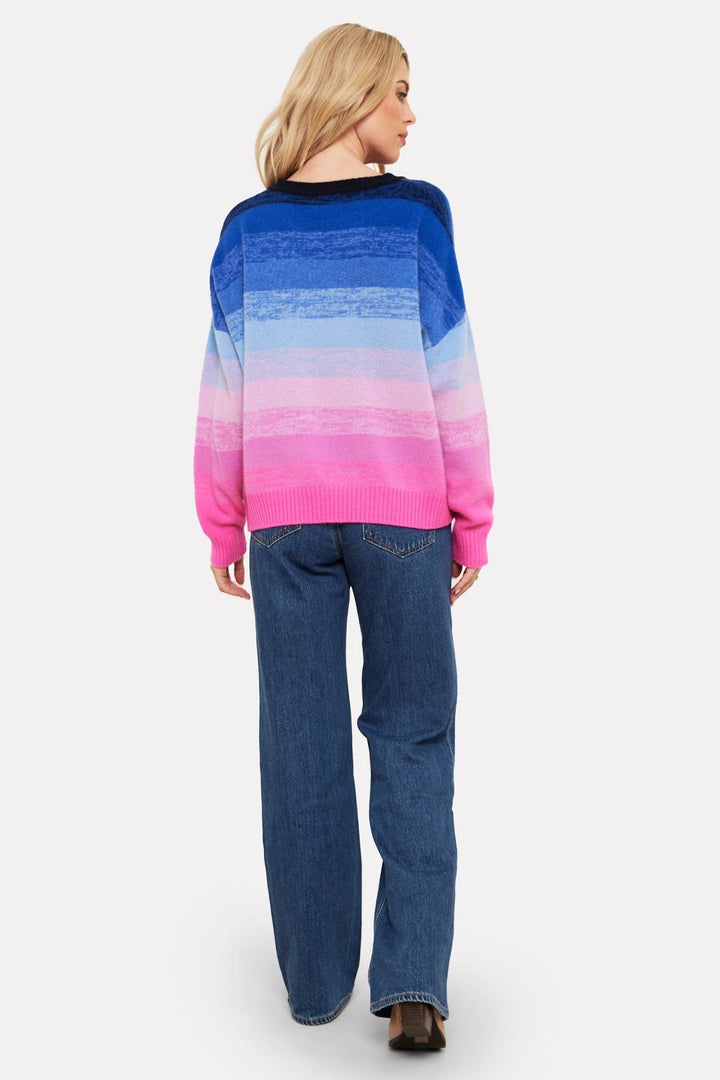 GRADIENT STRIPE PULLOVER