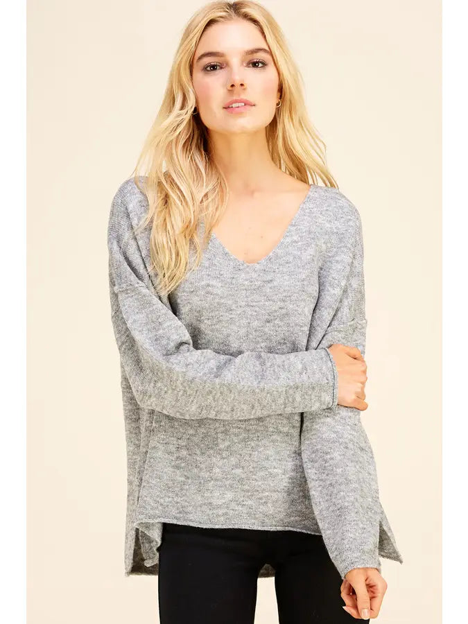 SOFT V NECK KNIT SWEATER