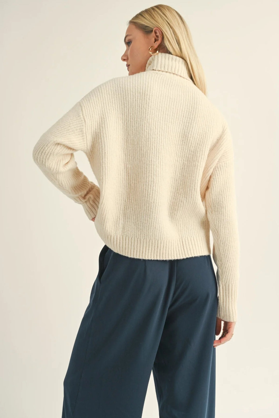 FIONA TURTLENCK PULLOVER