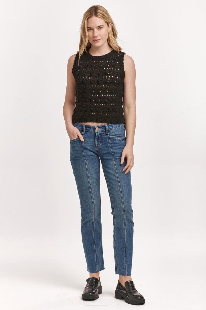 MAGNOLIA SLEEVELESS TOP